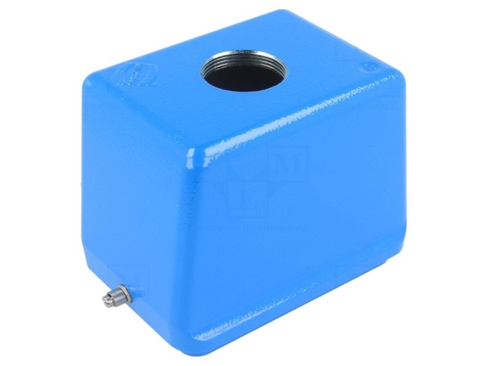 Conector carcasă pe cablu cu clichet
