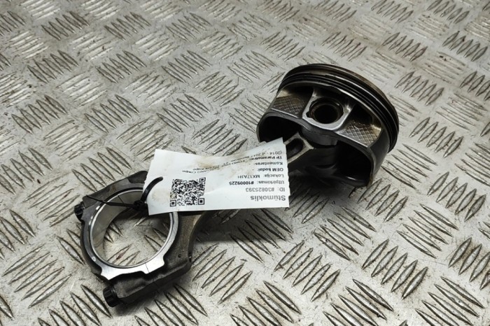 Piston FORD USA MUSTANG Coupe 2017 OEM: JR3E-6110-AD,CR3E-6200-B1A 30825393