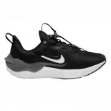 Cumpara ieftin Sneakers Nike Run Flow GS Negru