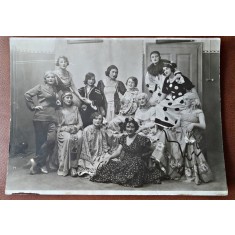 Fotografie, grup de prietene din inalta societate, 1930
