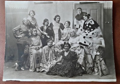 Fotografie, grup de prietene din inalta societate, 1930 foto
