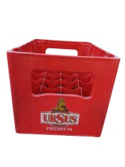 Ladă roșie bere Ursus Premium pentru 20 sticle a c&acirc;te 0.5 litri, din plastic