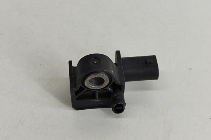 Senzor de impact dreapta spate SEAT LEON ST 5F8 2016 OEM: 5Q0907651 25794100