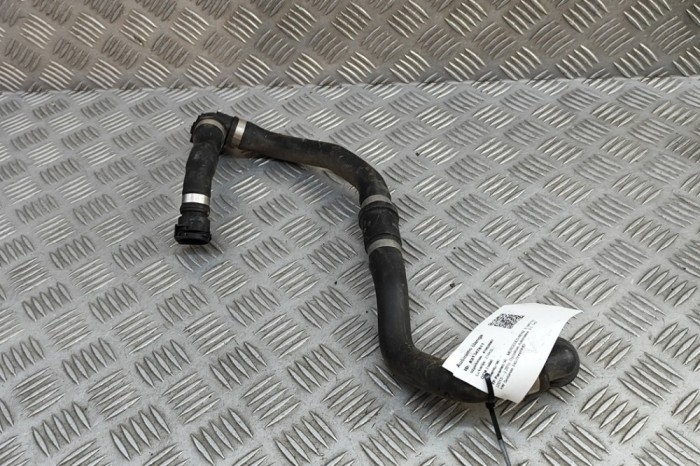 Furtun de lichid de răcire MERCEDES-BENZ E W213 2016 OEM: A2135015301,18566687A 31347817