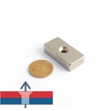 Magnet neodim bloc 40 x 20 x 10 mm cu gaură &icirc;ngropată D4,5 / D9,46