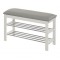 Suport pentru pantofi HM ST11, cu bancheta, lemn masiv, piele ecologica, 2 rafturi metalice, capacitate 8 perechi, alb