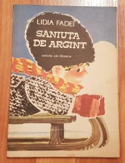 Saniuta de argint de Lidia Fadei. Ilustratii de Puiu Manu
