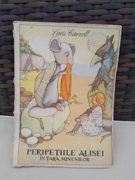 Peripetiile Alisei in Tara Minunilor , Lewis Carroll