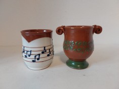 Lot 2 cani ceramice fara toarta, lut, trofee festival muzica Lira 2016 si 2014