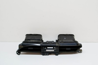 Gura de ventilație planșa de bord TOYOTA HILUX VIII Pick-up _N1_ 2017 OEM: 55686-KK070,55670-KK050,55670-KK090,55661-KK130 14710289 foto