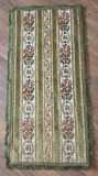 NAPRON VINTAGE DIN CHENILLE FLORAL CU MARGINI VASCOZA