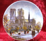 FARFURIE PORTELAN LIMOGES BRADEX DECOR LOUIS DALI LA CATHEDRALE NOTRE-DAME