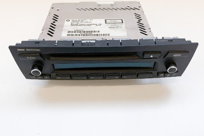 Unitate radio CD BMW 1 Coupe E82 2010 OEM: A2C53419515,9242501,BMWRCD200-17 10876817