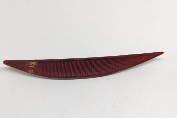 Reflector bara de protecție st&acirc;nga spate VW GOLF VII 5G1, BQ1, BE1, BE2 2015 OEM: 5G0945105 | 25848018
