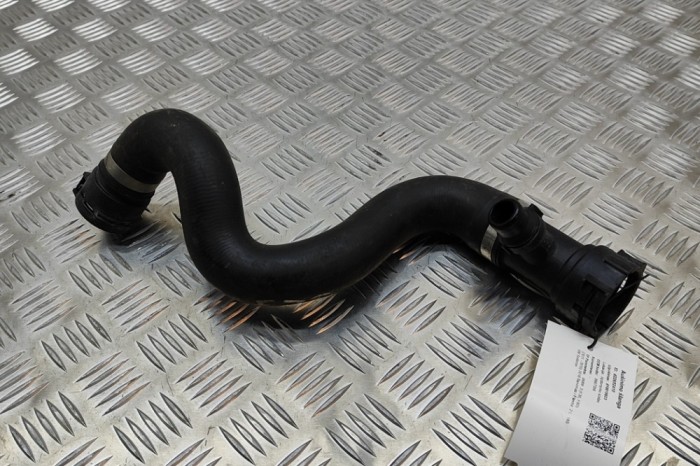 Furtun de lichid de răcire BMW 3 F30, F80 2018 OEM: 8667356 22652410
