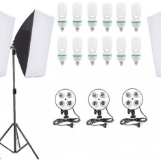 Kit de 3 softboxuri, soclu de 4 becuri, 3 trepiezi reglabili 200 cm, 12 becuri de 150W