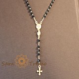 Cumpara ieftin Colier placat cu aur, stantat , perle eco negre si cruciulita decorativa, 50 cm