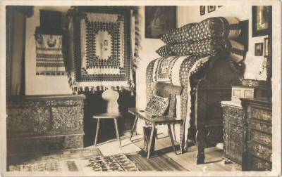 Rom&amp;acirc;nia, Rimetea, Interior de cameră ţărănească, c.p. ilustrată, circulată, 1935 foto