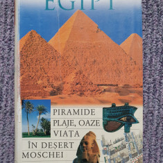 Ghiduri turistice Egipt (piramide, plaje, oaze, viata in desert), 2007, 352 pag