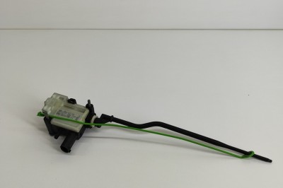 &amp;Icirc;ncuietoare capac rezervor BMW 5 Touring F11 2010 OEM: 7228199 | 22023802 foto
