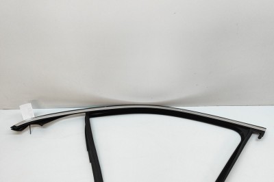 Bandou superior ușă st&amp;acirc;nga față MERCEDES-BENZ GLE W167 2024 OEM: A1677251300 28615791 foto