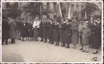 HST P1404 Poză eleve manifestație Sibiu interbelică foto