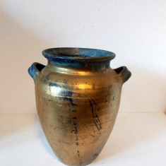 Vaza ceramica vintage, email albastru suflat cu auriu, 23 cm inaltime