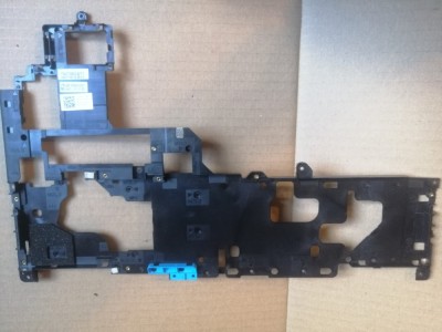 CARCASA RAMA SUPORT PLASTIC PALMREST Dell Latitude 5521 Precision 3561 Beacket Cover 048F7N foto