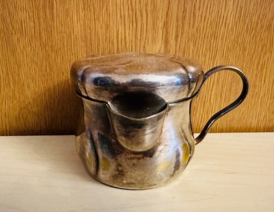 CANA VECHE, DIN METAL ARGINTAT, PENTRU BEBELUSI- MARCAJ WMF D8CM foto