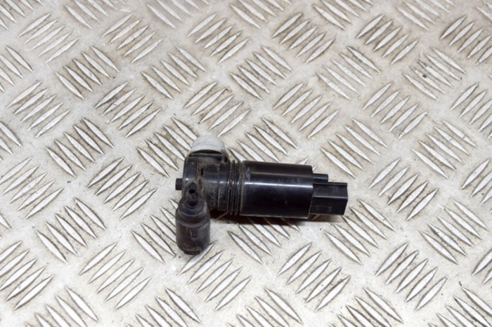 Motor rezervor lichid de parbriz LAND ROVER RANGE ROVER EVOQUE L538 2015 OEM: 1011285 15205422