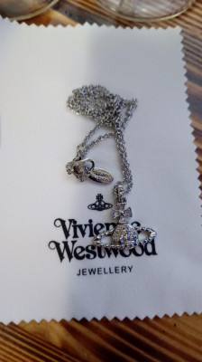 Colier Vivienne Westwood foto