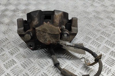 Etrier de fr&amp;acirc;nă dreapta față VOLVO XC90 II 2022 OEM: 31665741 28221622 foto