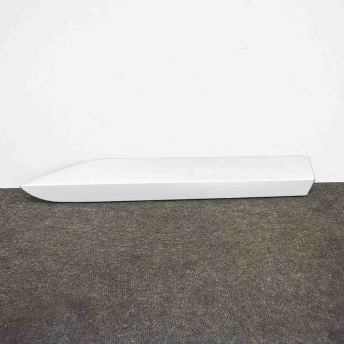 Bandou inferior ușă dreapta spate SKODA SUPERB III 3V3 2016 OEM: 3V0854950C