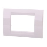 Rama decorativa tripla Gewiss Virna, pentru aparataj modular, IP20, alba