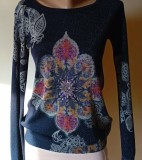 Bluza D E S I G U A L foarte frumoasa, marime S/M
