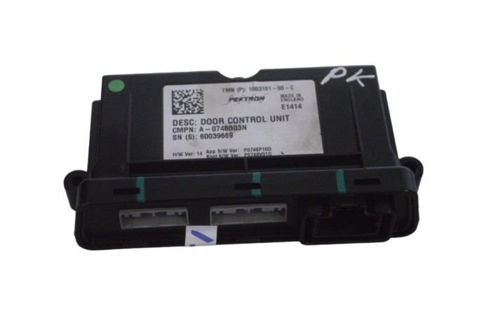 Modul de control ușă st&acirc;nga față TESLA MODEL S 2014 OEM: 1003101-00-C | 24528974
