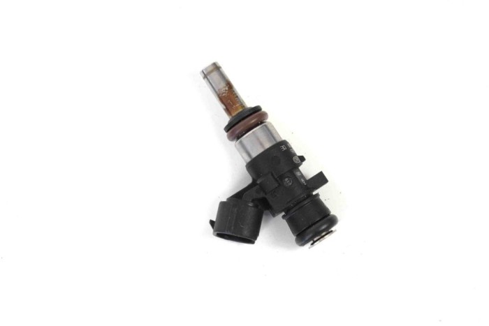 Injector de combustibil VW PASSAT B8 3G2 2018 OEM: 06k906401 11546643