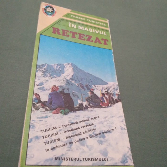 TRASEE TURISTICE-IN MASIVUL RETEZAT
