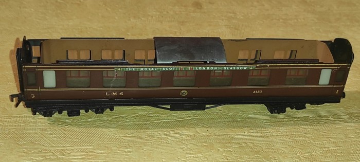 vagon scara ho &ndash; 16.5 mm din tabla HORNBY &ndash; MECCANO LIVERPOOL ( perioada anilor 1960 ) vagon LMS