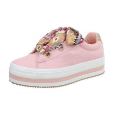 Pantofi trendy, de culoare roz, cu platforma foto