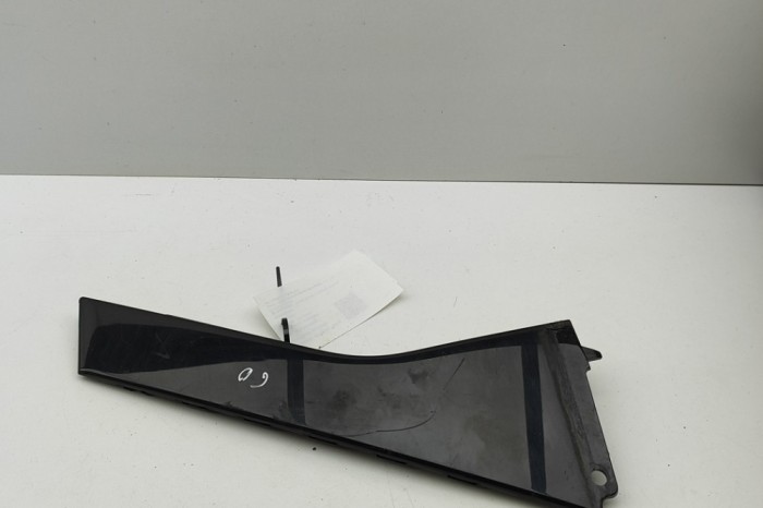 Ornament vertical ușă dreapta spate LAND ROVER RANGE ROVER EVOQUE L538 2018 OEM: BJ32-254A42-AF | 31559909