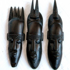 Capete africane Senegal (tip 3), set 3 sculpturi tribale din abanos, altorelief