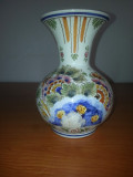 Vaza ceramica multicolor floral marcata Delft Holland inaltime 16 cm Olanda
