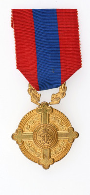 Medalia &amp;bdquo;Răsplata Muncii pentru Biserică&amp;rdquo; clasa I foto