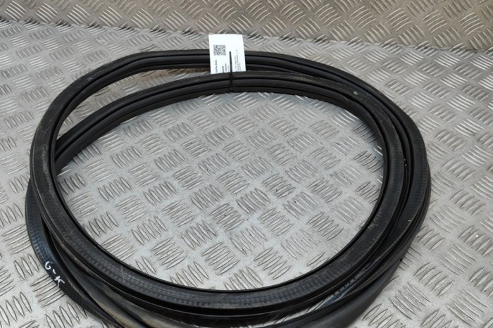 Garnitura ușă st&acirc;nga spate VW TAIGO CS1 2023 OEM: 2G6867913C | 30083399