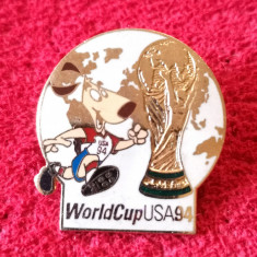 Insigna fotbal - Campionatul Mondial de Fotbal USA 1994