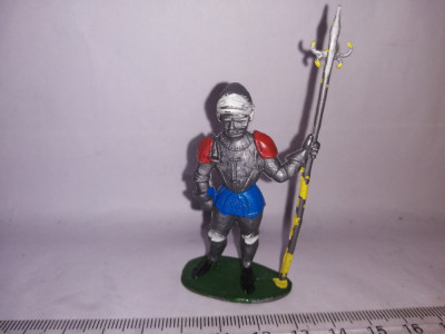 bnk jc Figurine de plastic - Domplast - cavaler medieval foto