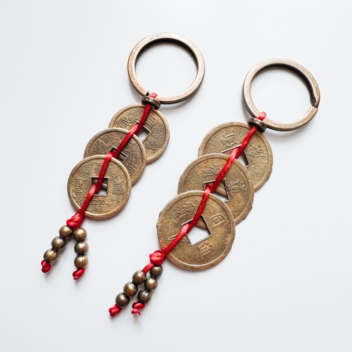 Breloc - amuleta Feng Shui pentru noroc - 3 monede