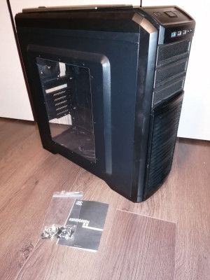 Carcasa Deepcool Kendomen folosita foto