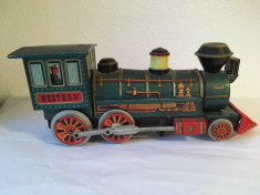 Jucarie veche tabla anii 60 locomotiva Western Japan Modern Toys, 30 cm foto